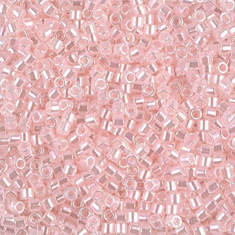 MIYUKI Delica kralen - 10/0 - DBM0234 Baby pink ceylon pearl gloss