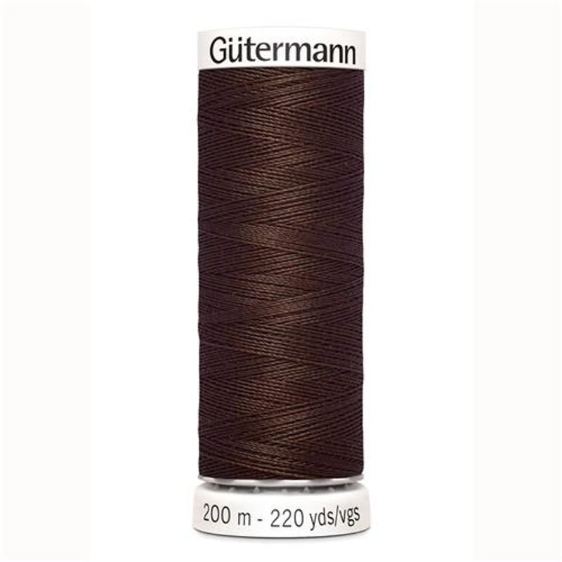 Gütermann naaigaren - universeel - 694 bruin