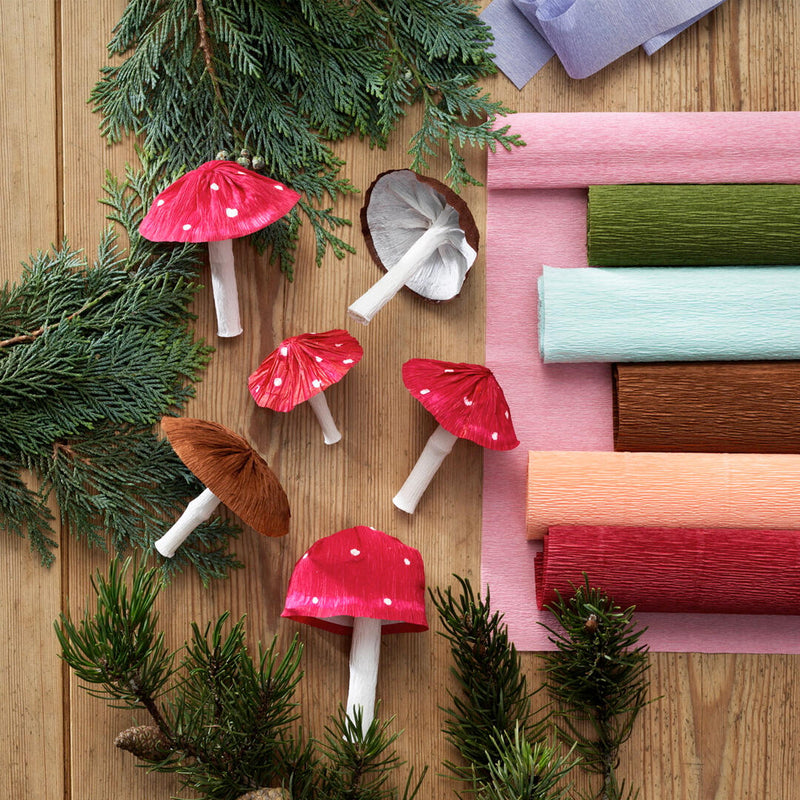 paddenstoelen van crêpepapier