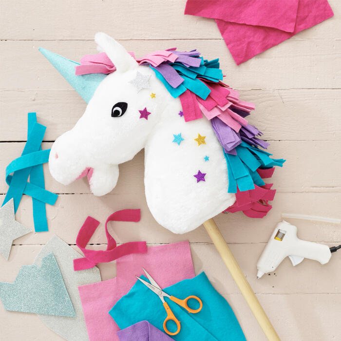 een bonte unicorn Hobby Horse