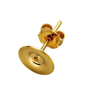 Oorstekers met platte kant - 8 mm - goudkleurig