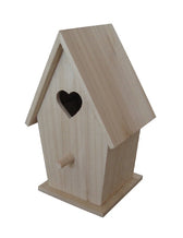 Houten vogelhuis - hartvormige opening