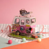 Robotime miniatuur DIY kit - Happy Camper