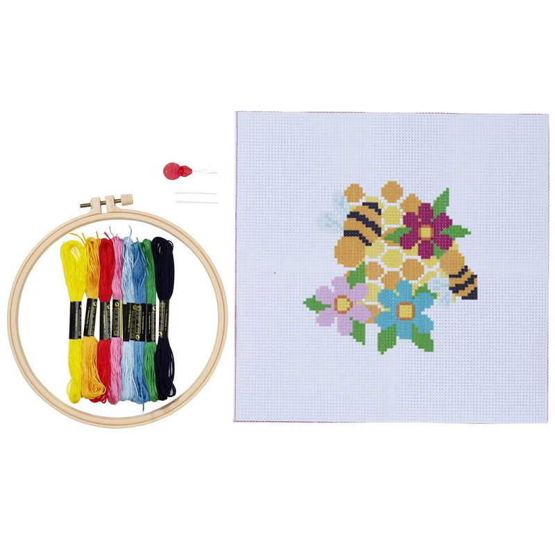 Panduro Junior DIY kit - Beginner Embroidery