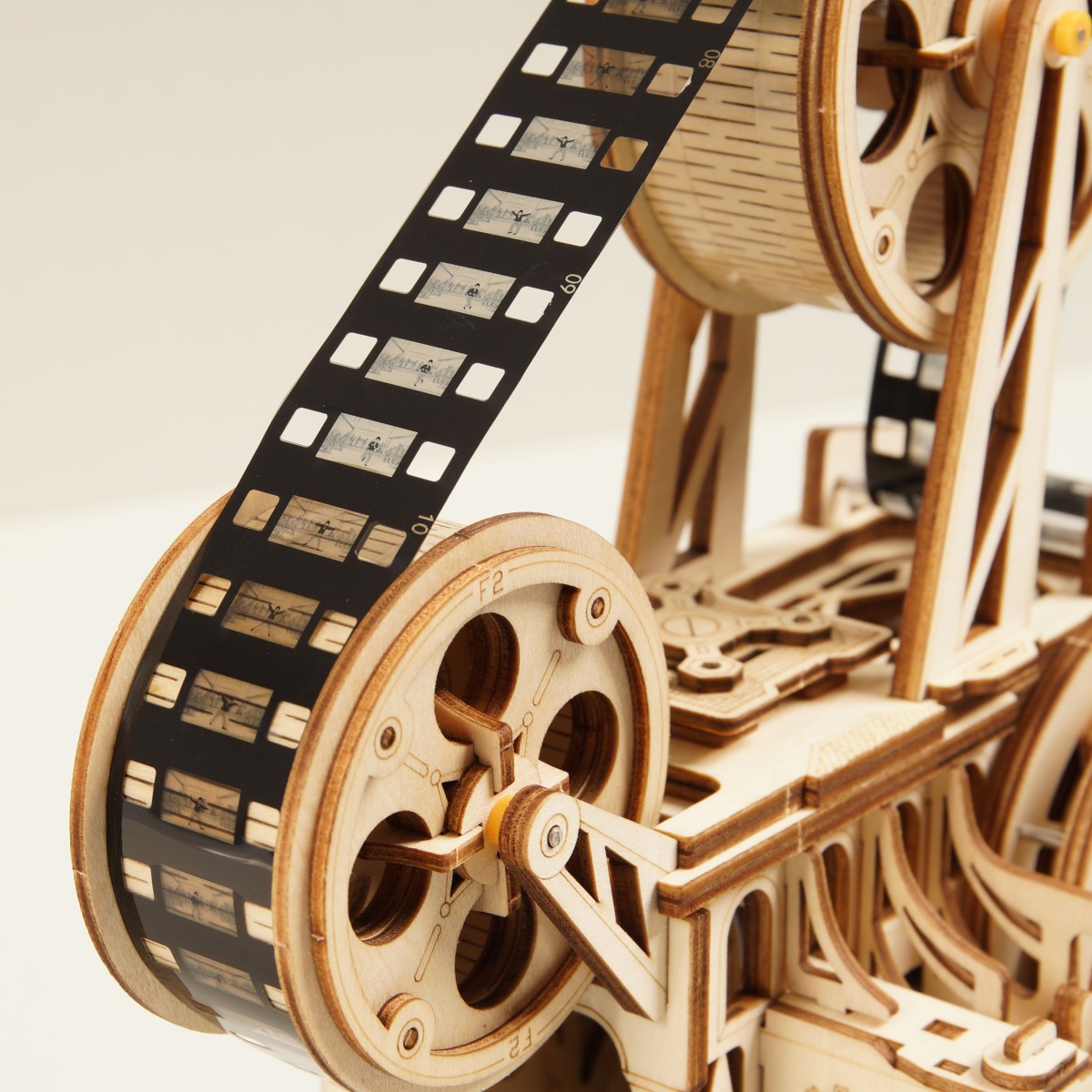 Robotime houten 3D puzzel - Vitascope Movieprojector   