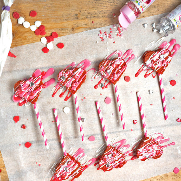 red velvet lolly's
