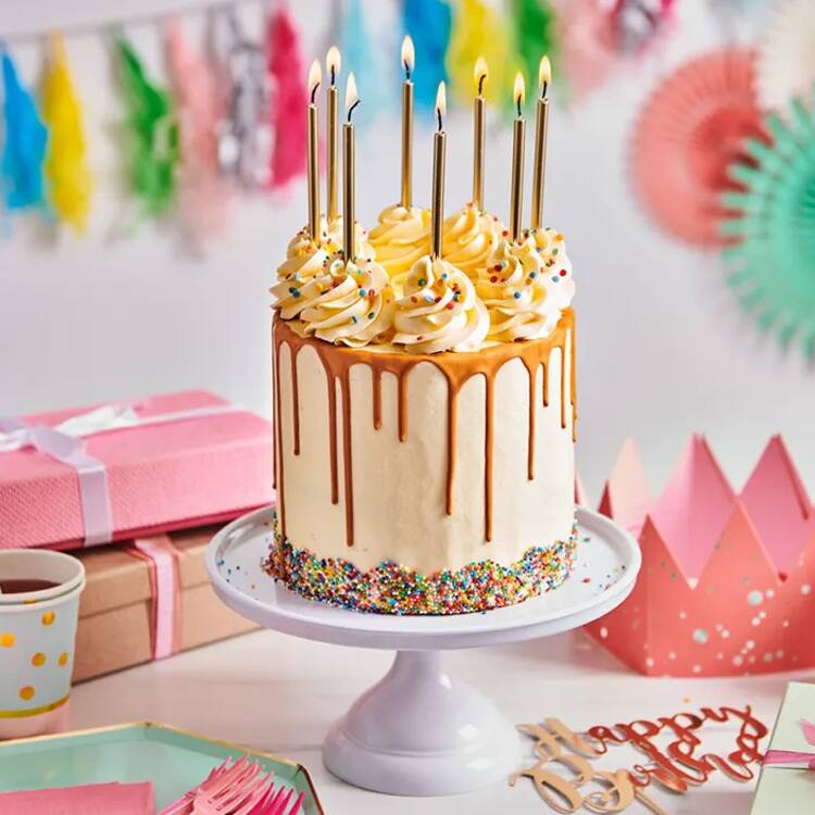 touch of gold dripcake