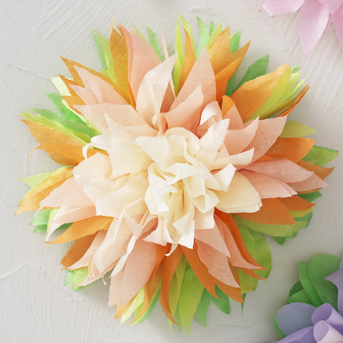vouw bloemen van vloeipapier