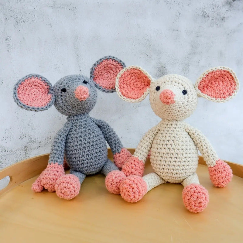Hoooked DIY kit - Mouse Monica - almond