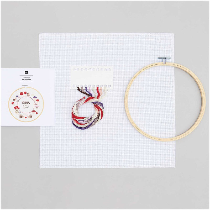 Rico Design borduurpakket - kruissteek babykaartje